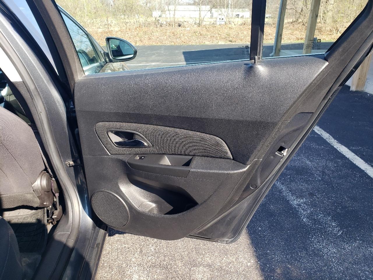 Chevrolet Cruze 4dr Sdn Auto 1LT 2013