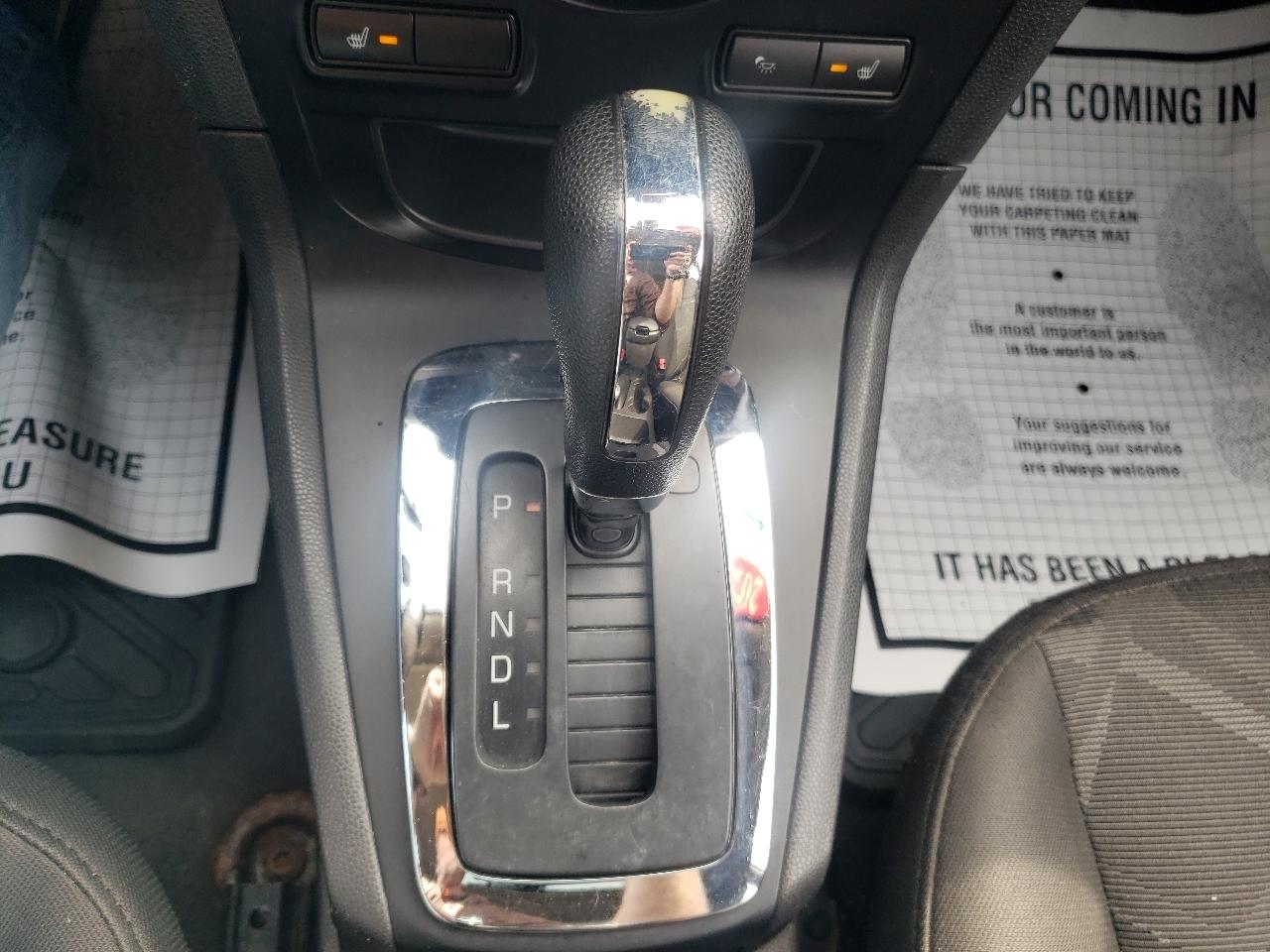 Ford Fiesta 5dr HB SE 2011