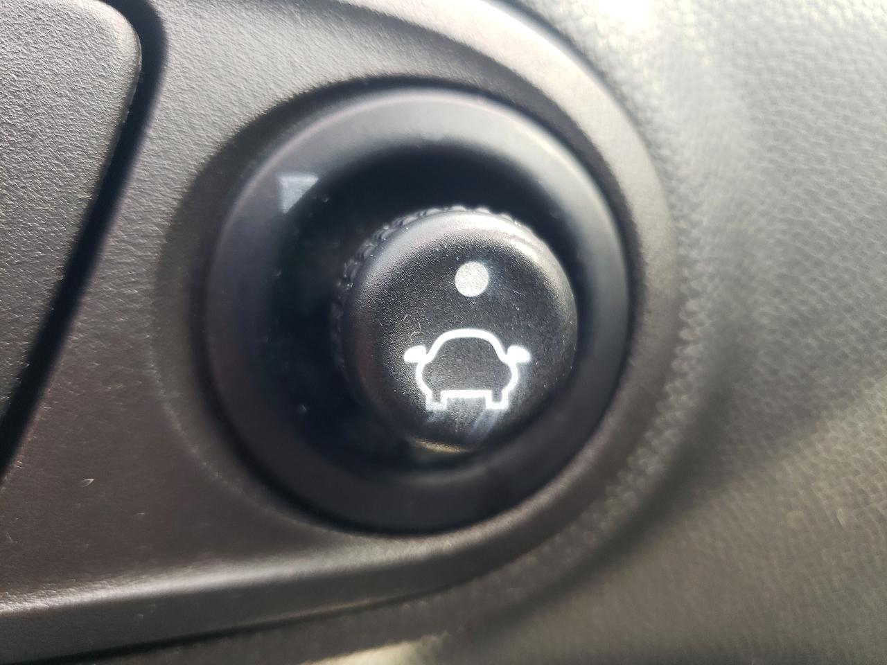 Ford Fiesta 5dr HB SE 2011