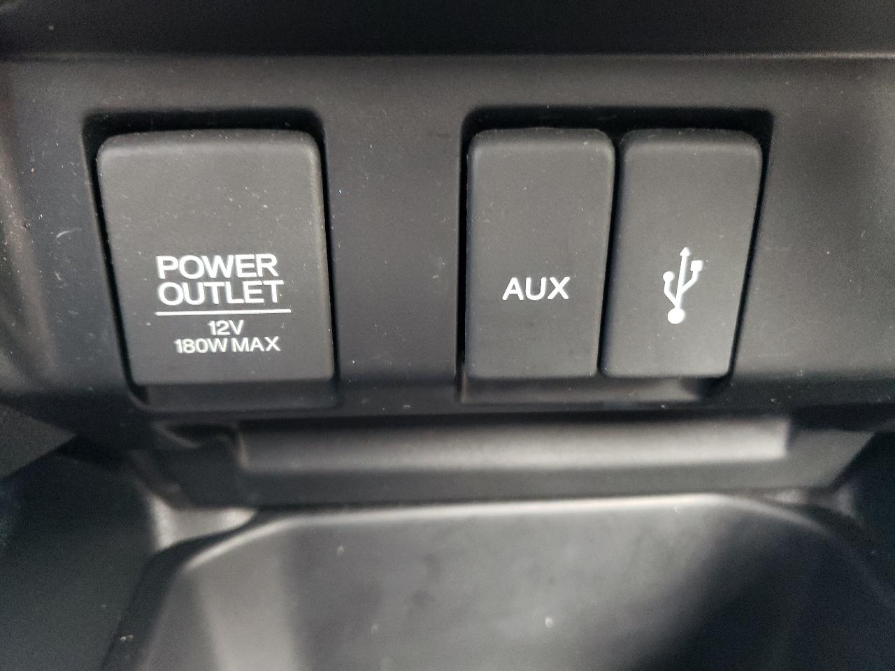 Honda Fit 5dr HB CVT LX 2015