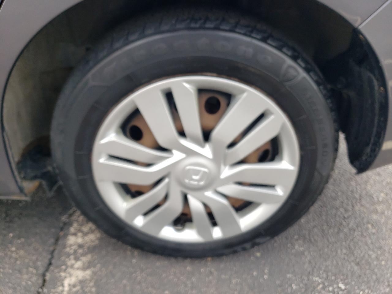 Honda Fit 5dr HB CVT LX 2015