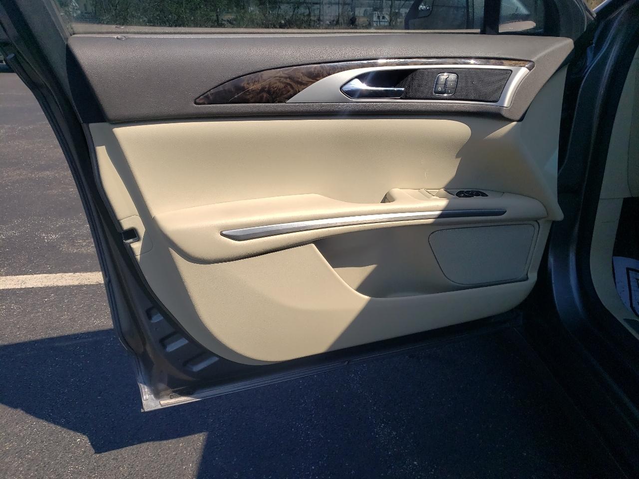 Lincoln MKZ 4dr Sdn AWD 2014