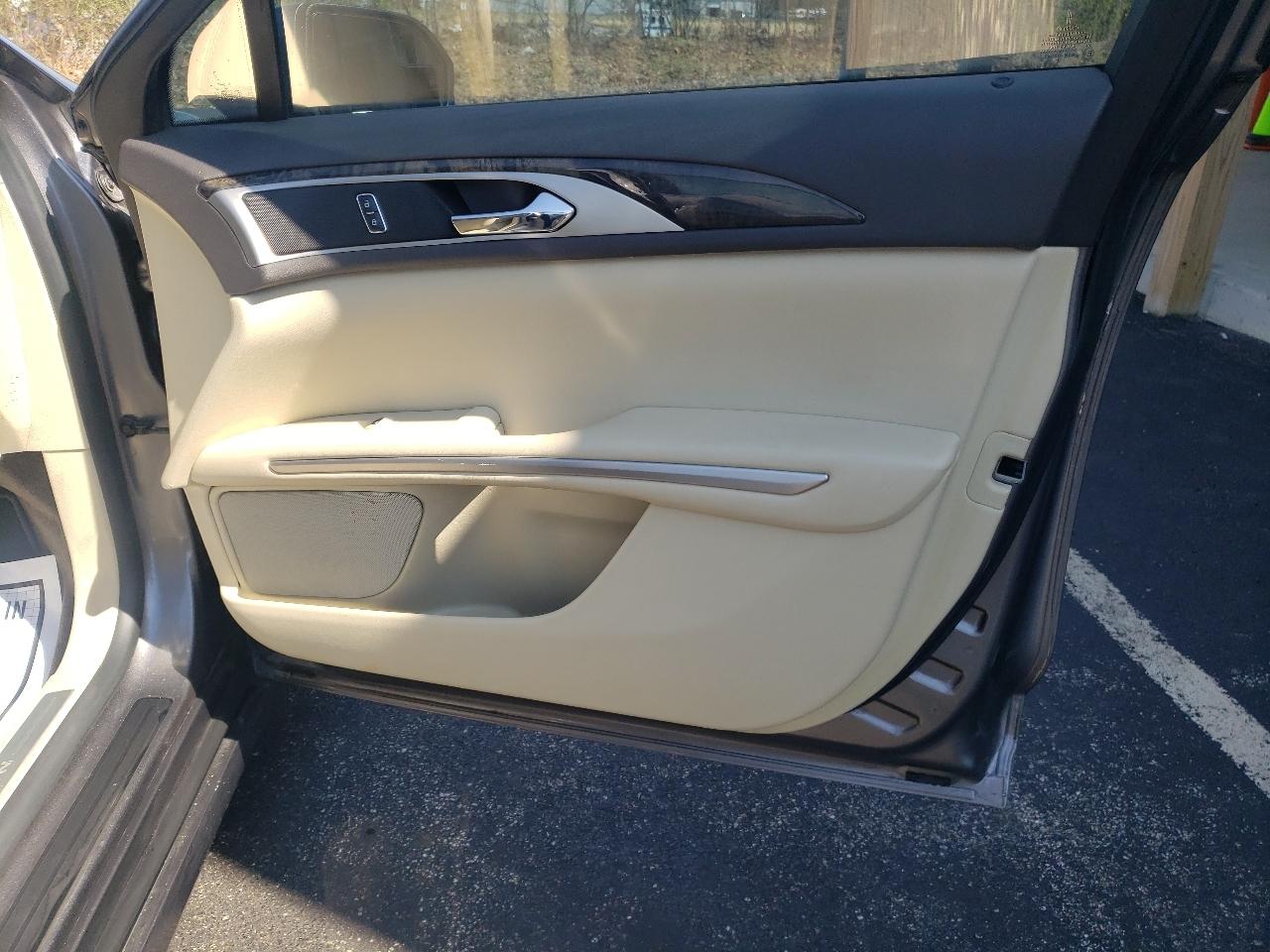 Lincoln MKZ 4dr Sdn AWD 2014