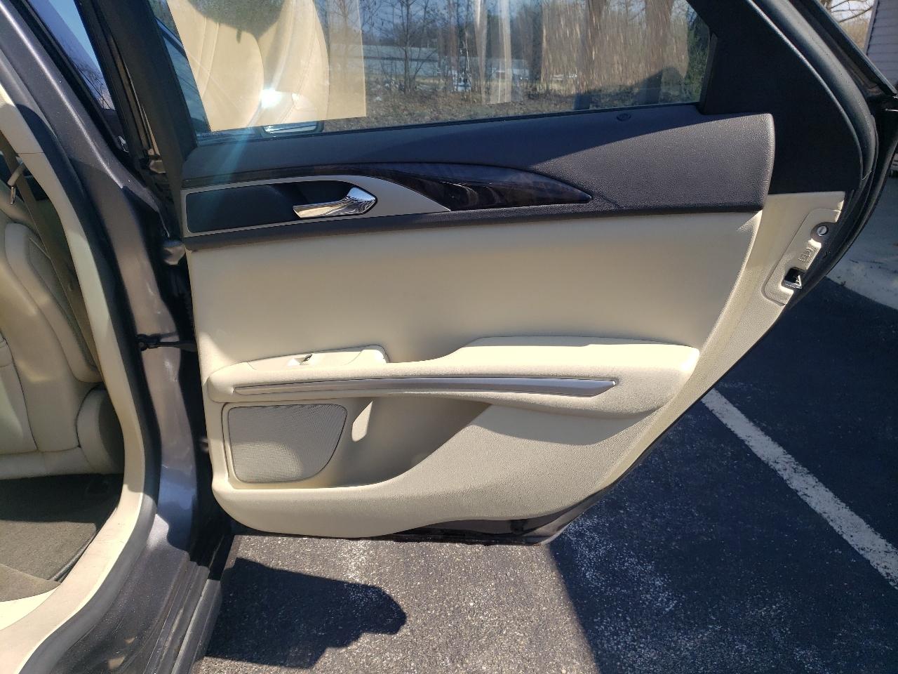 Lincoln MKZ 4dr Sdn AWD 2014