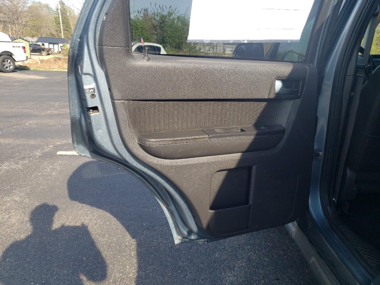 Ford Escape FWD 4dr Limited 2012