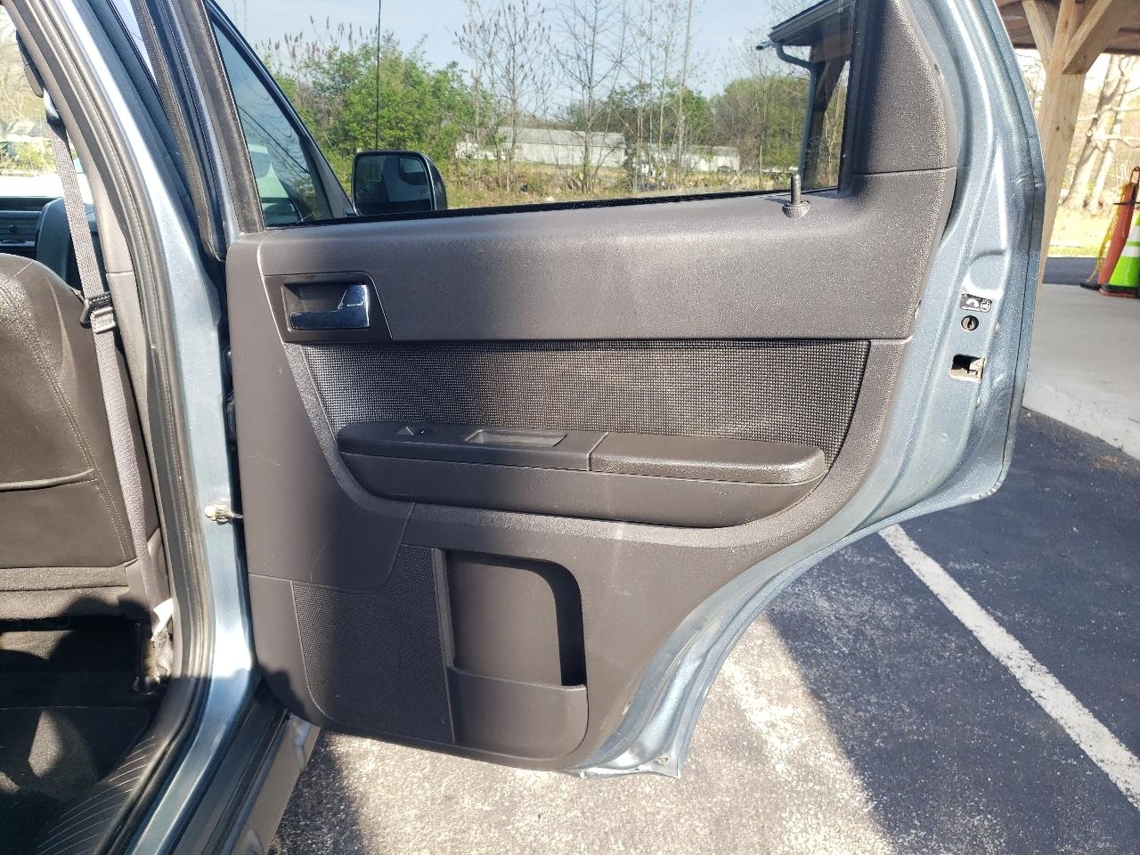 Ford Escape FWD 4dr Limited 2012