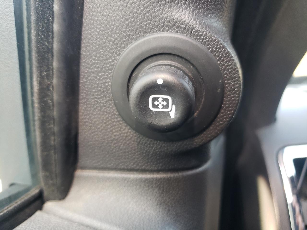 Ford Escape FWD 4dr Limited 2012