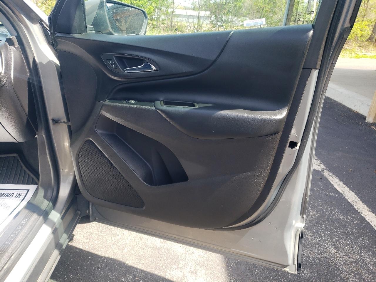 Chevrolet Equinox AWD 4dr LT w/1LT 2018