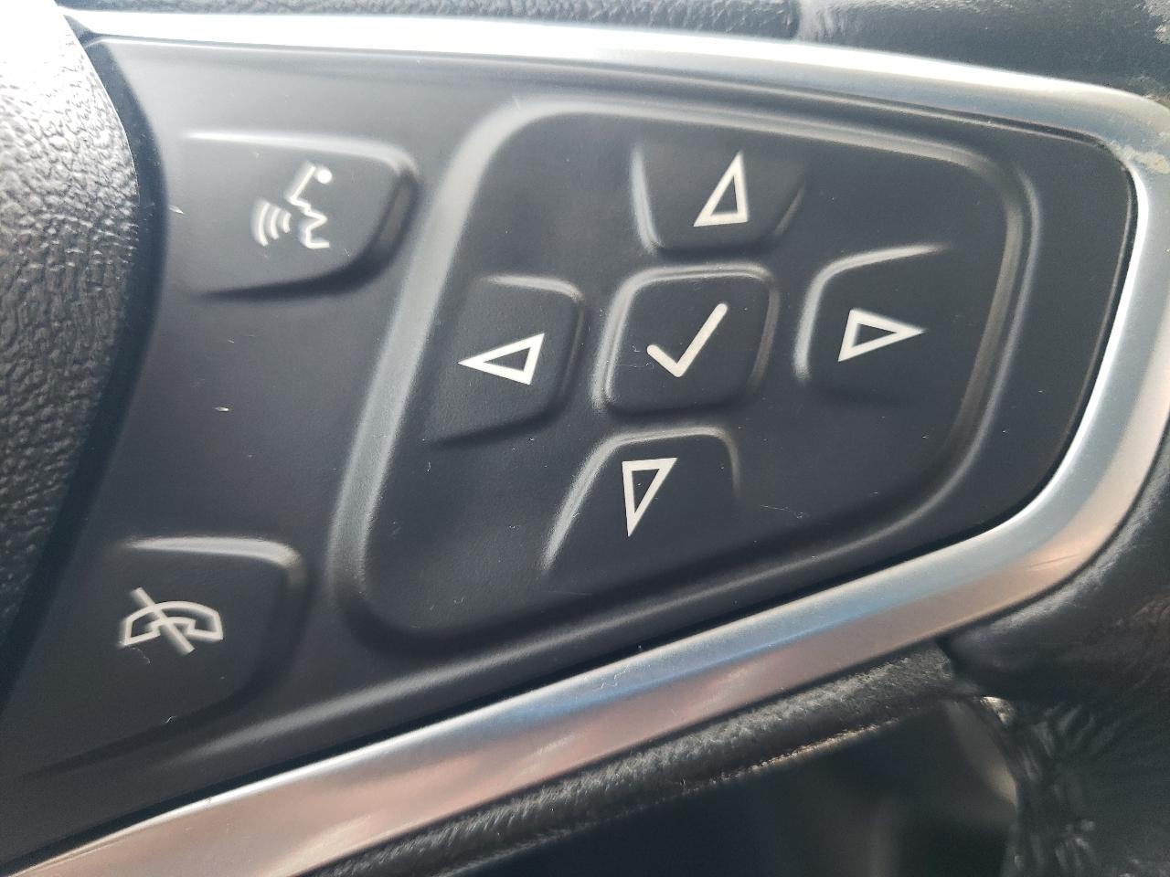 Chevrolet Equinox AWD 4dr LT w/1LT 2018