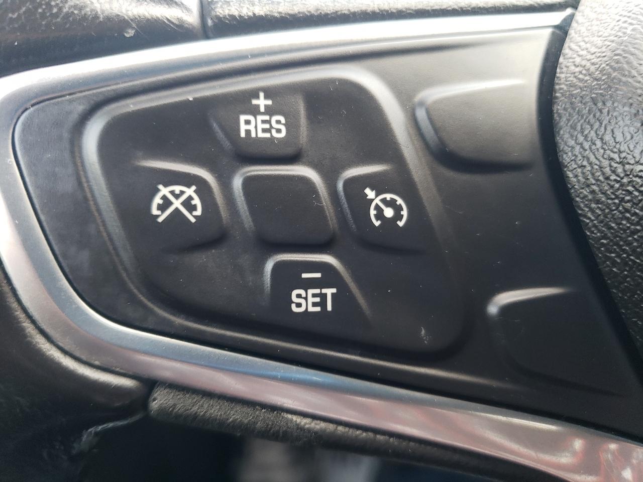Chevrolet Equinox AWD 4dr LT w/1LT 2018