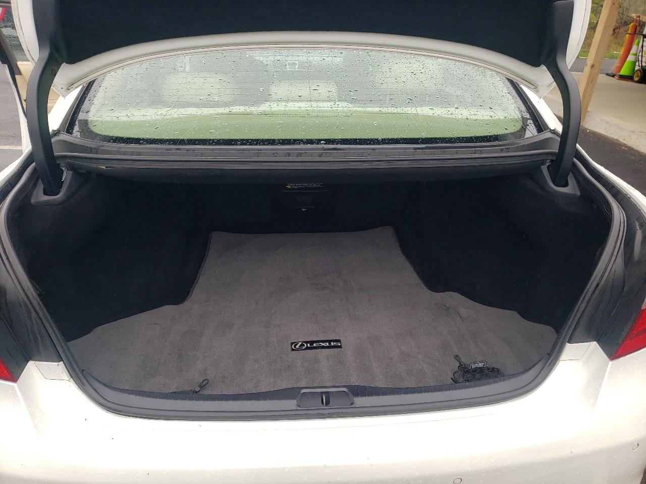 Lexus LS 460 4dr Sdn AWD 2011