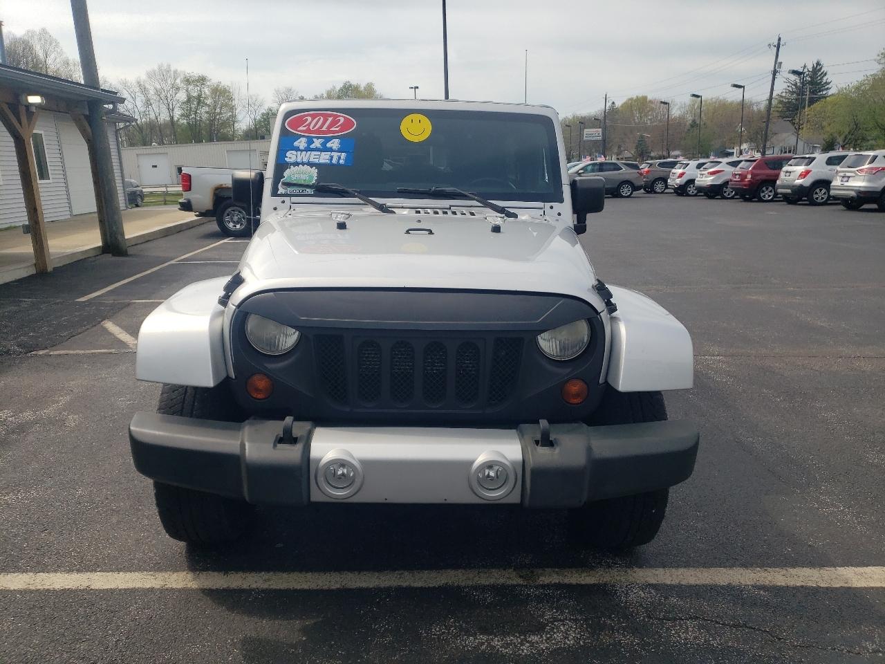Jeep Wrangler Unlimited 4WD 4dr Sahara 2012