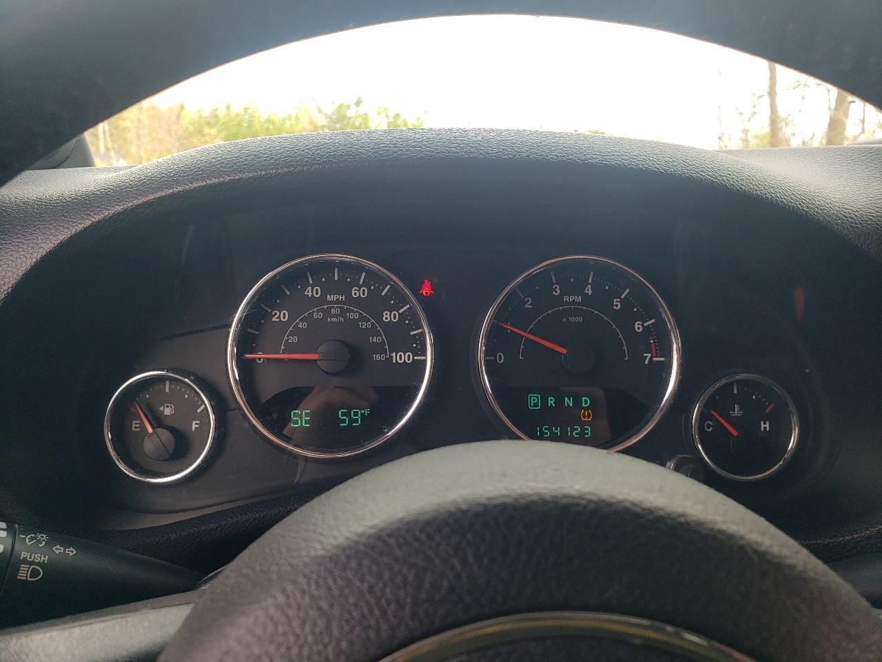 Jeep Wrangler Unlimited 4WD 4dr Sahara 2012