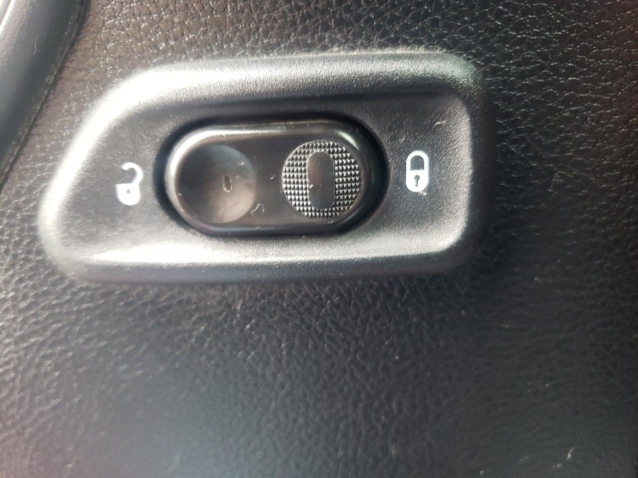 Jeep Wrangler 4WD 2dr Sport 2011