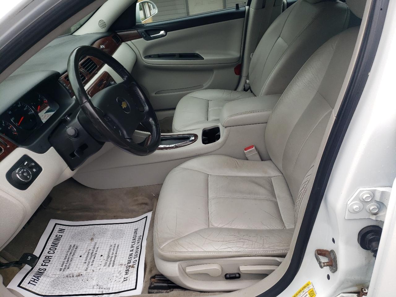 Chevrolet Impala 4dr Sdn LT Retail 2011