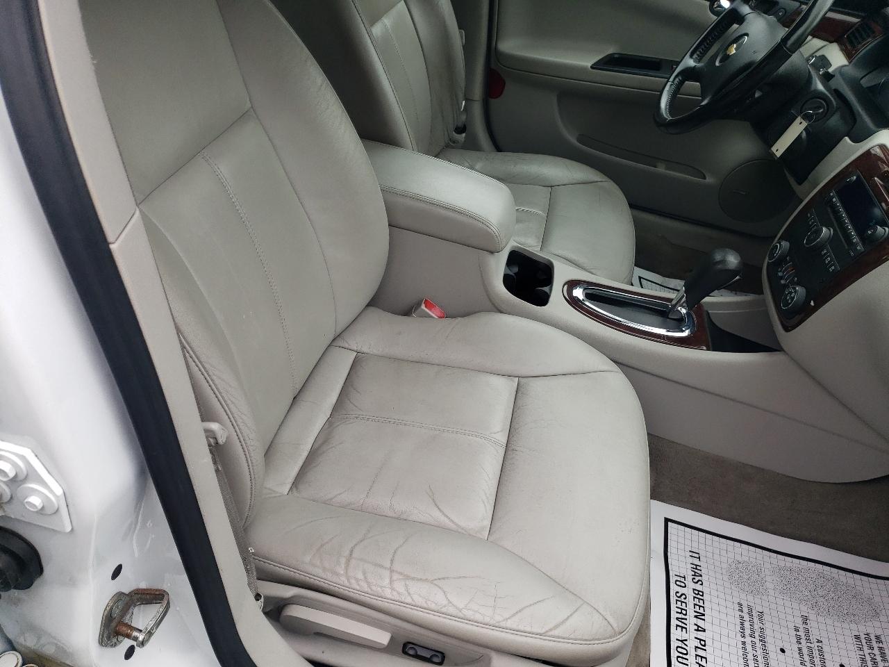 Chevrolet Impala 4dr Sdn LT Retail 2011