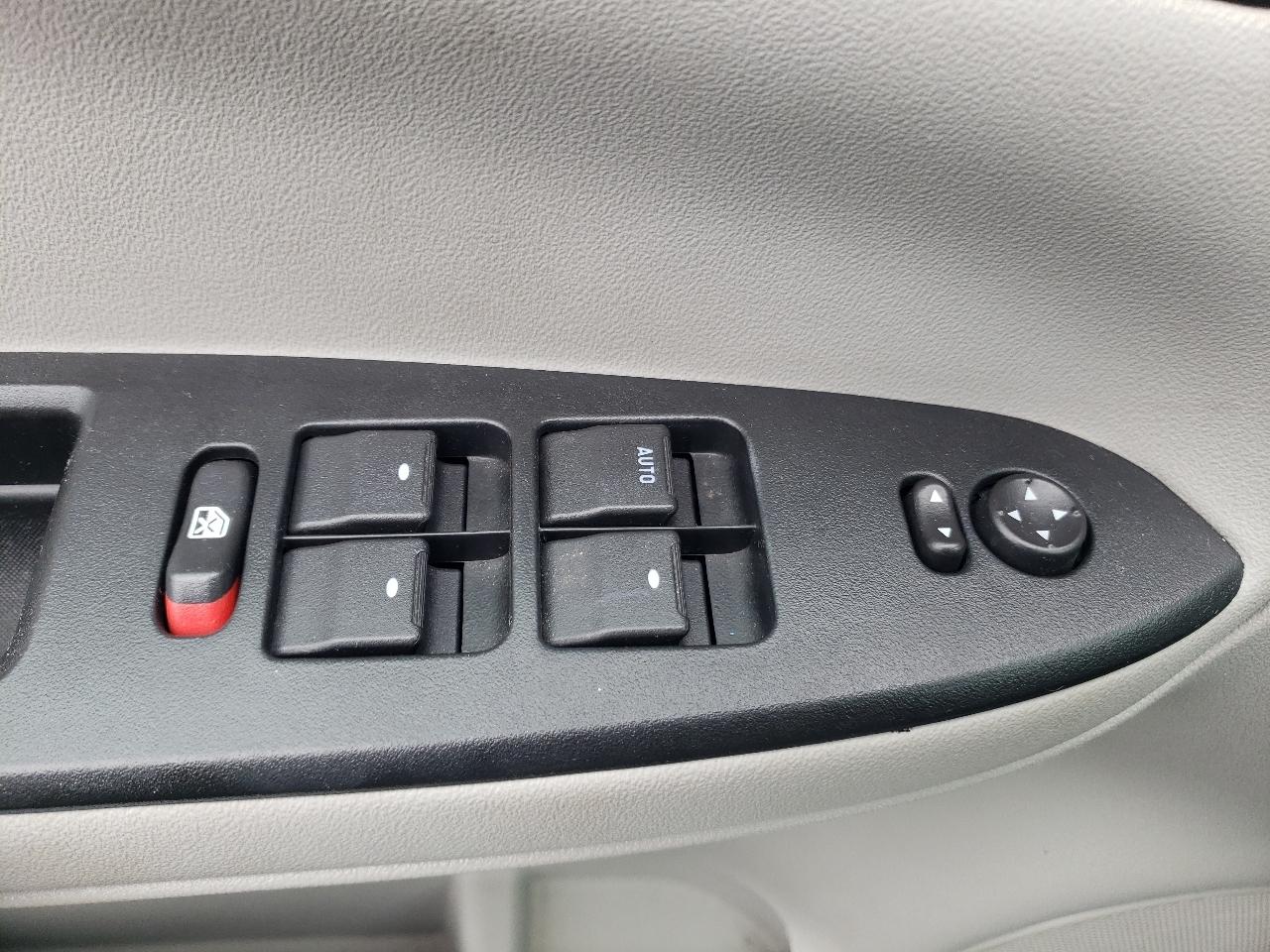 Chevrolet Impala 4dr Sdn LT Retail 2011