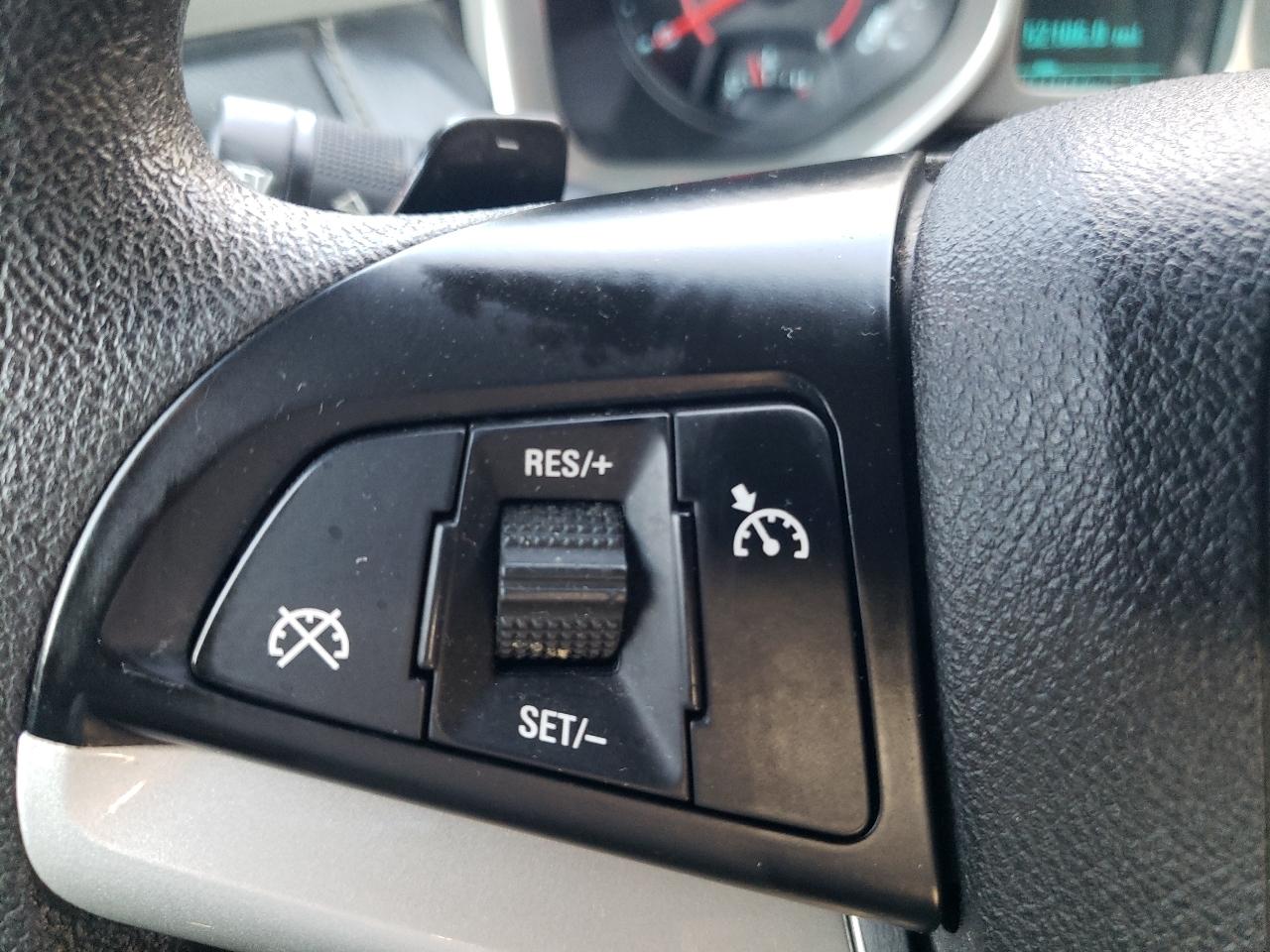 Chevrolet Camaro 2dr Cpe 2LS 2012