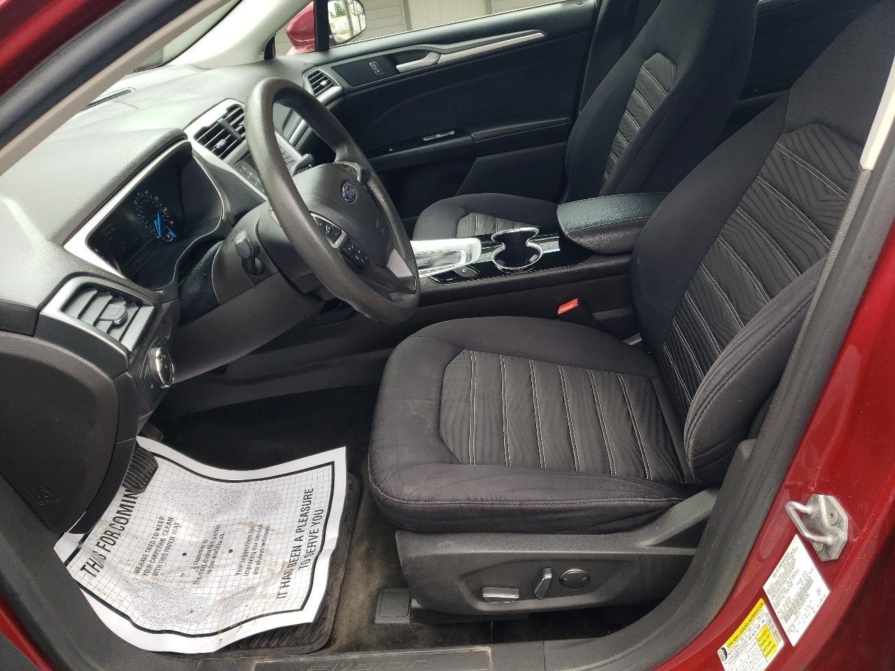 Ford Fusion 4dr Sdn SE FWD 2016