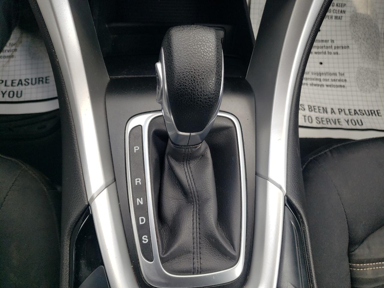Ford Fusion 4dr Sdn SE FWD 2016