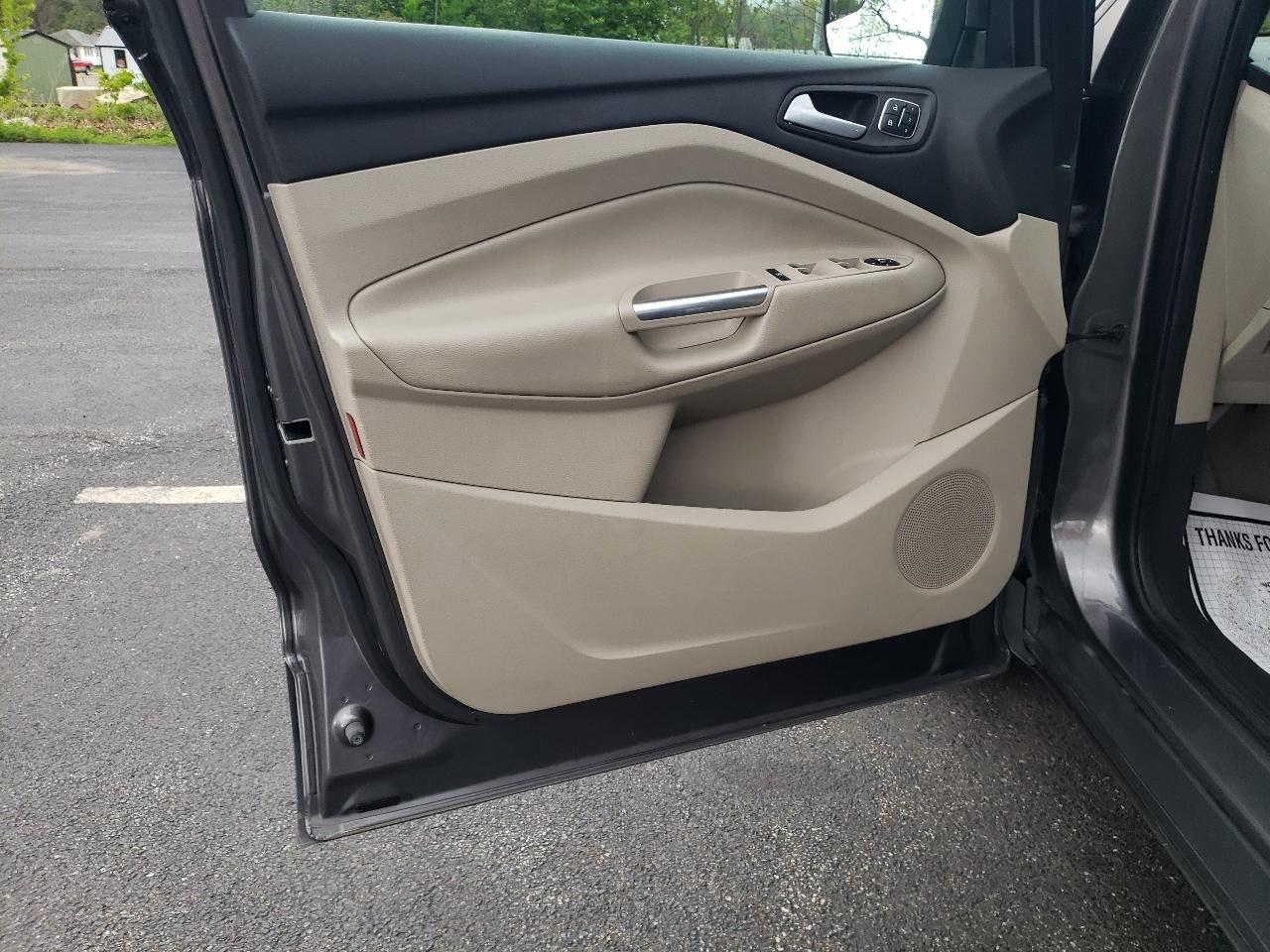 Ford Escape 4WD 4dr Titanium 2014