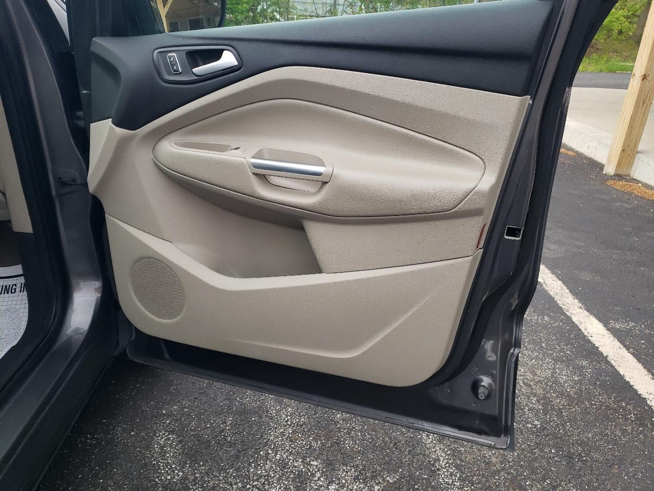 Ford Escape 4WD 4dr Titanium 2014