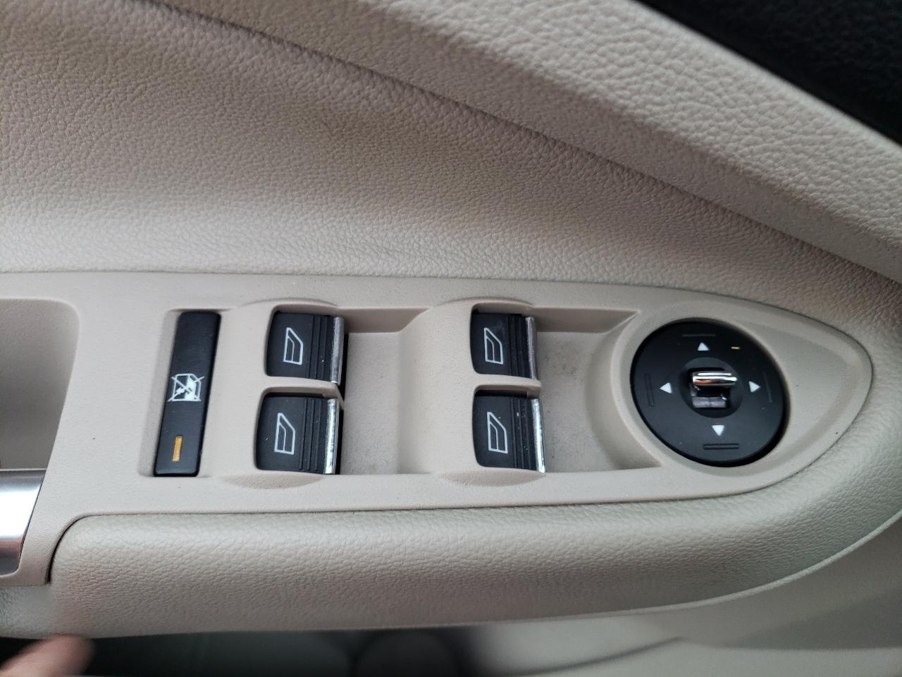 Ford Escape 4WD 4dr Titanium 2014