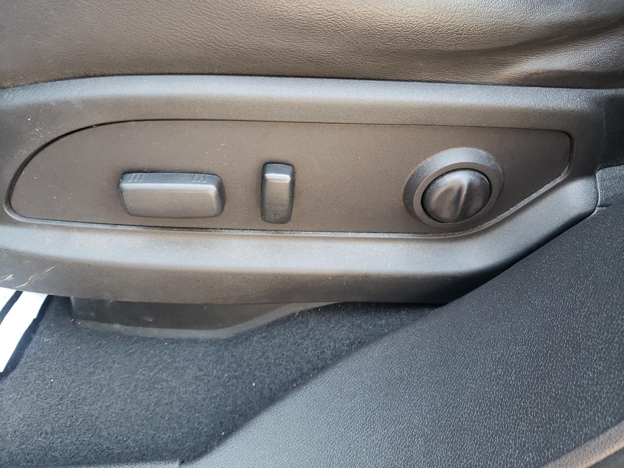 Buick Enclave AWD 4dr Leather 2015