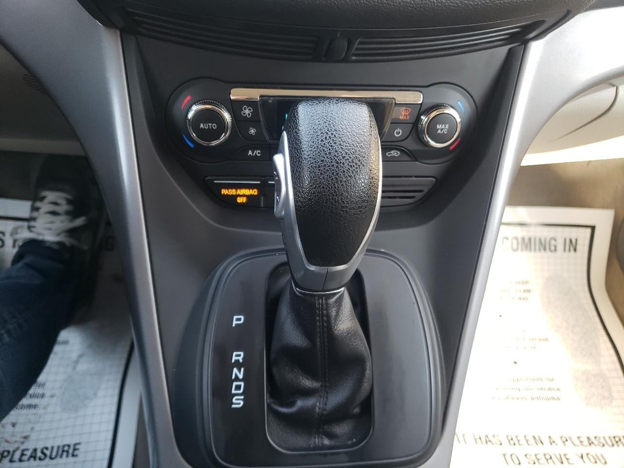Ford Escape 4WD 4dr SE 2015