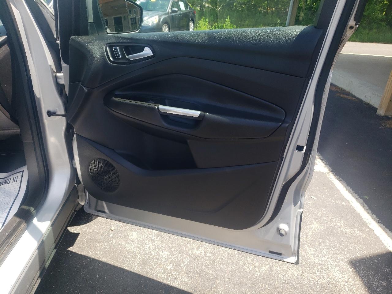 Ford Escape FWD 4dr SE 2013