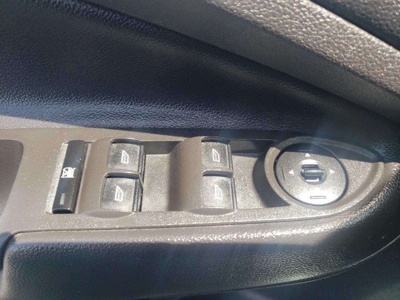 Ford Escape FWD 4dr SE 2013