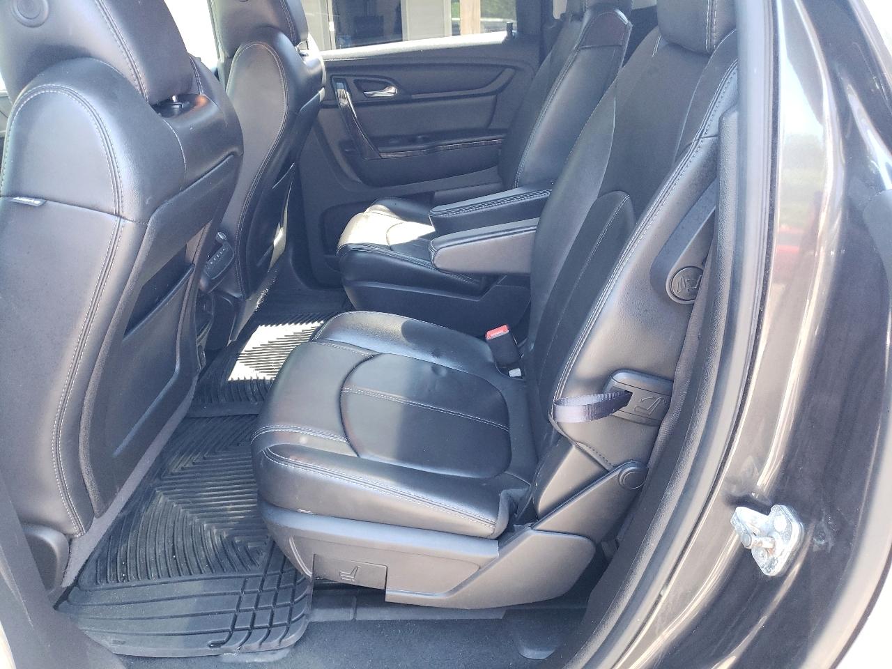 GMC Acadia AWD 4dr SLT w/SLT-1 2016