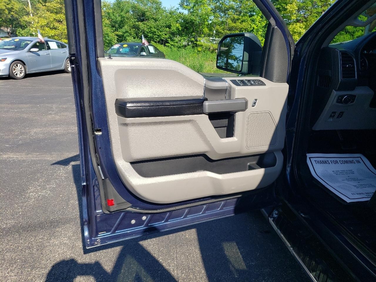 Ford F-150 4WD SuperCab 145" XLT 2018