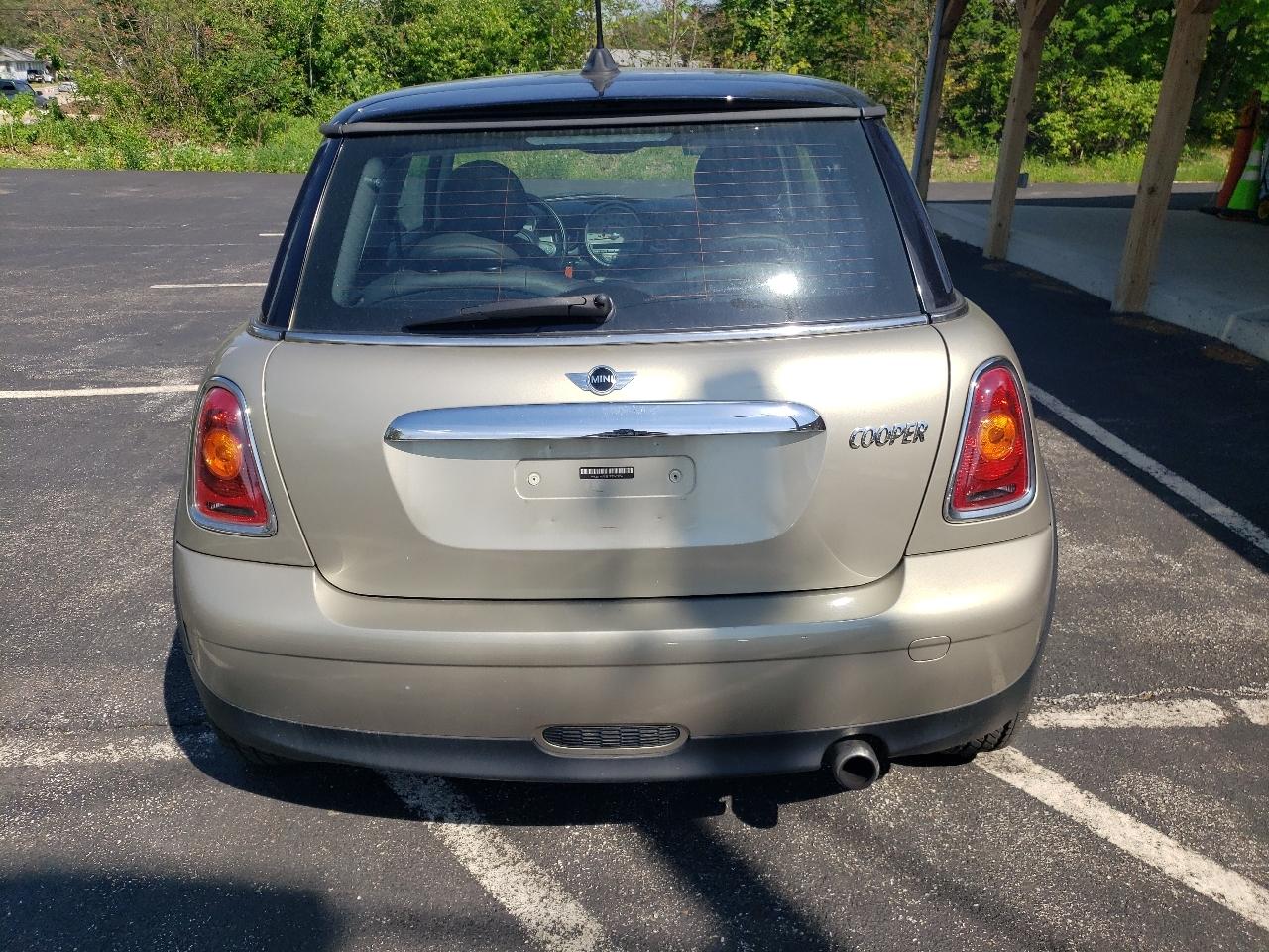 MINI Cooper Hardtop 2dr Cpe 2009