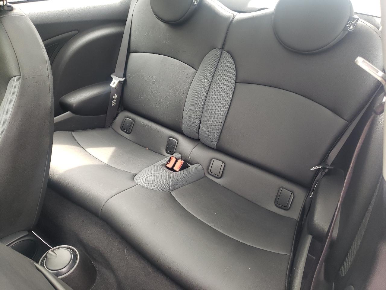 MINI Cooper Hardtop 2dr Cpe 2009
