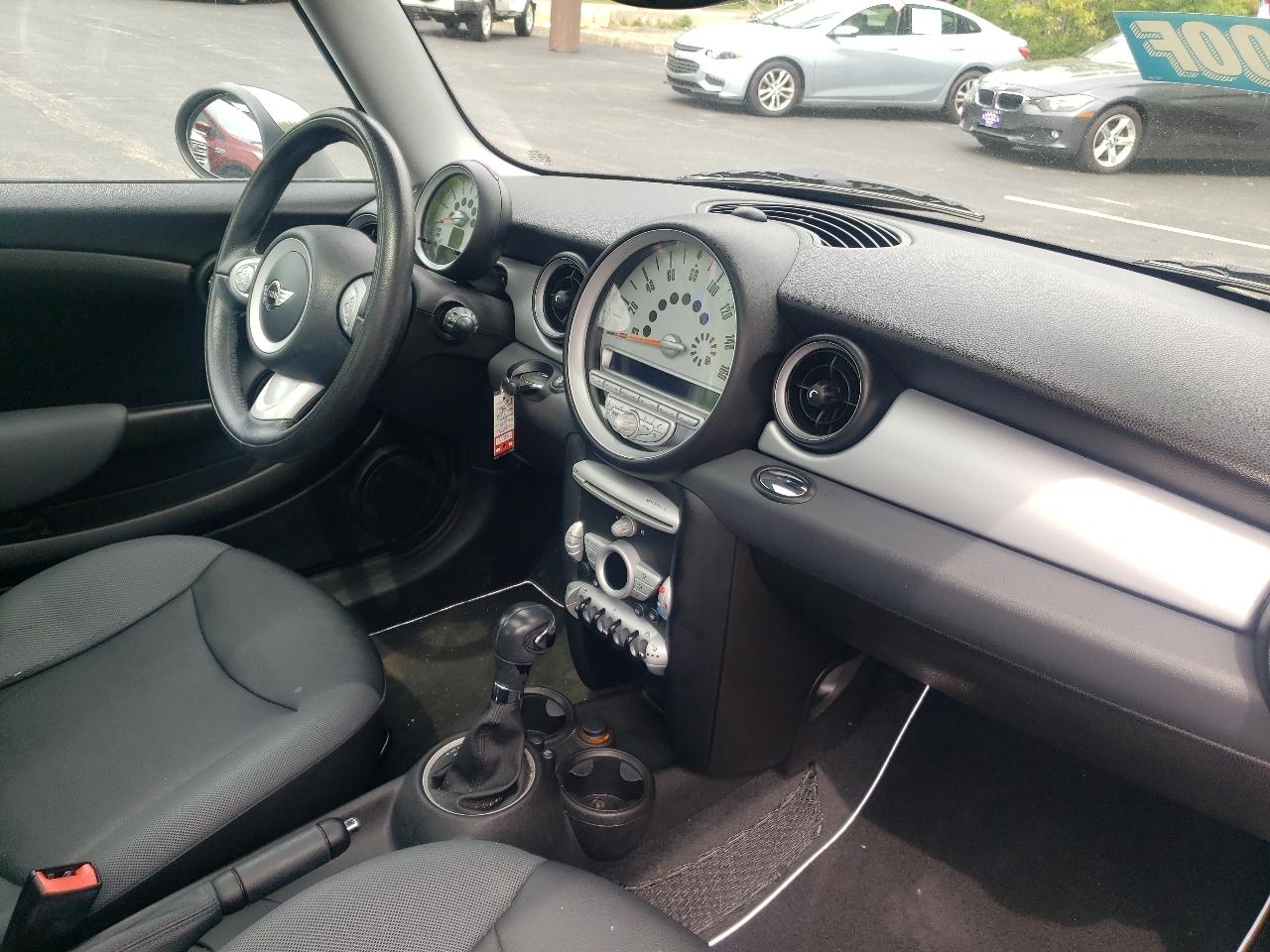 MINI Cooper Hardtop 2dr Cpe 2009