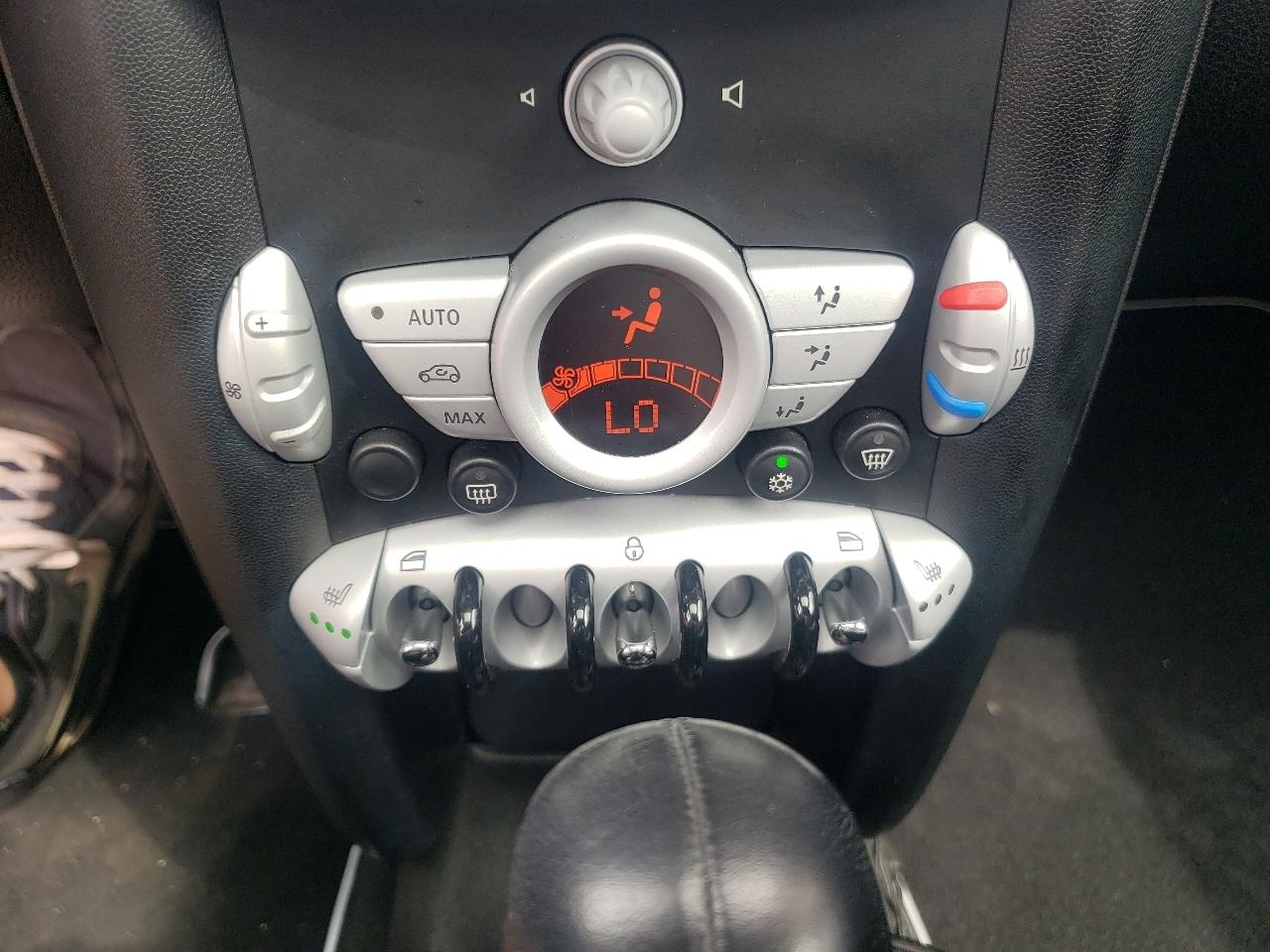 MINI Cooper Hardtop 2dr Cpe 2009