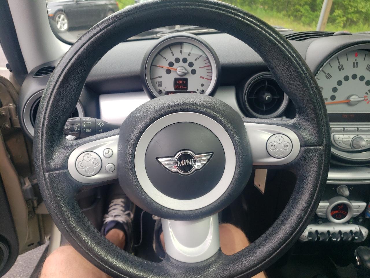 MINI Cooper Hardtop 2dr Cpe 2009