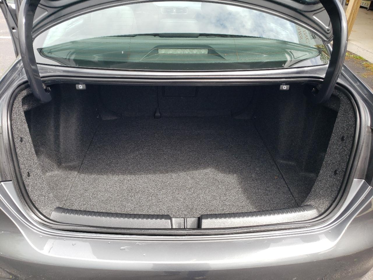 Volkswagen Jetta Sedan 4dr Auto SE PZEV 2014