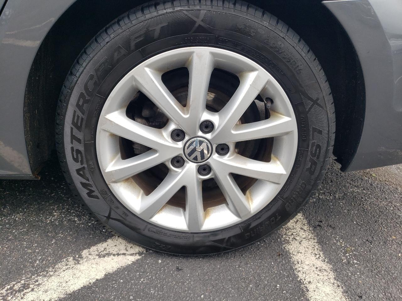 Volkswagen Jetta Sedan 4dr Auto SE PZEV 2014