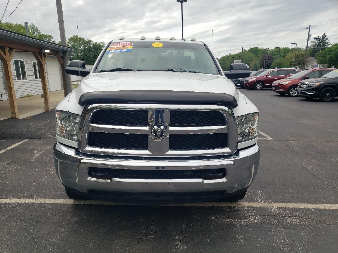 2016 RAM 3500 Tradesman 4X4 Regular cab's photo