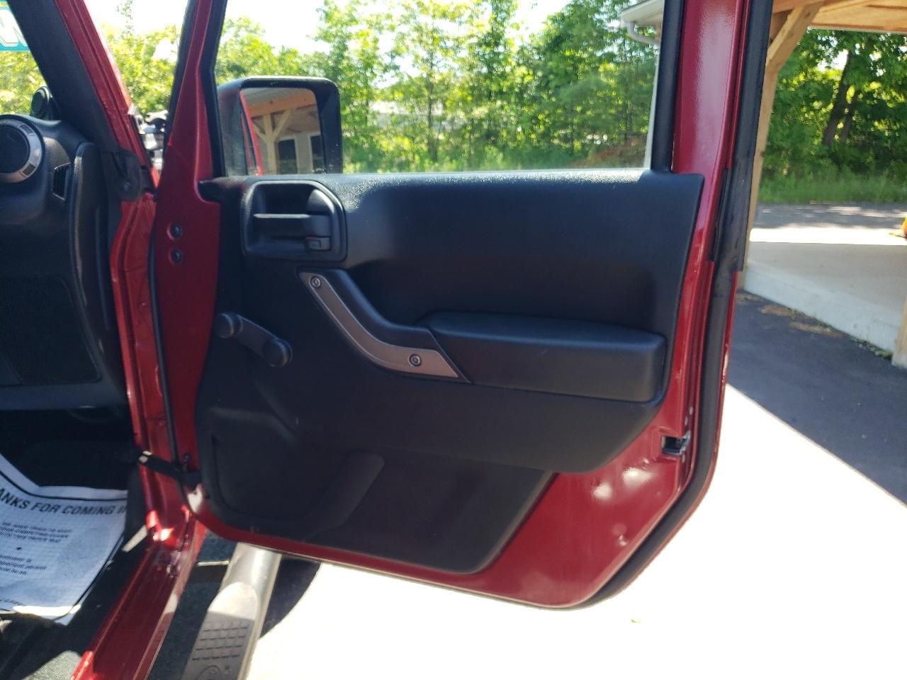 Jeep Wrangler 4WD 2dr Sport 2013