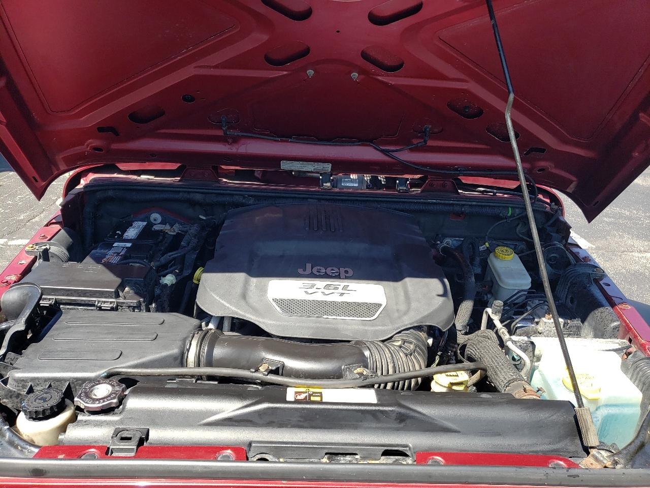 Jeep Wrangler 4WD 2dr Sport 2013