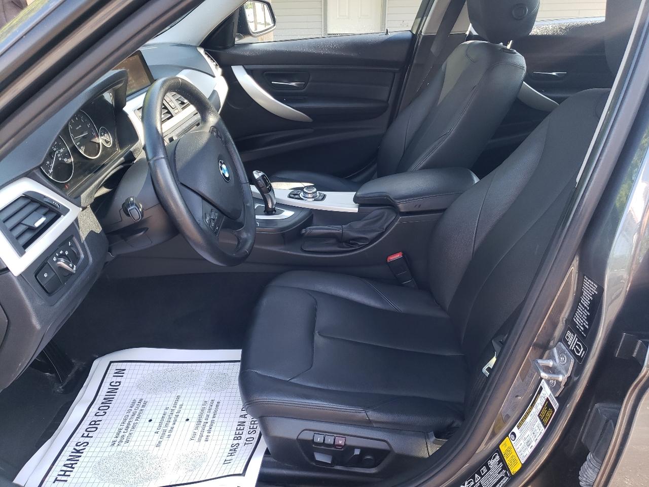 BMW 3 Series 4dr Sdn 320i xDrive AWD 2013