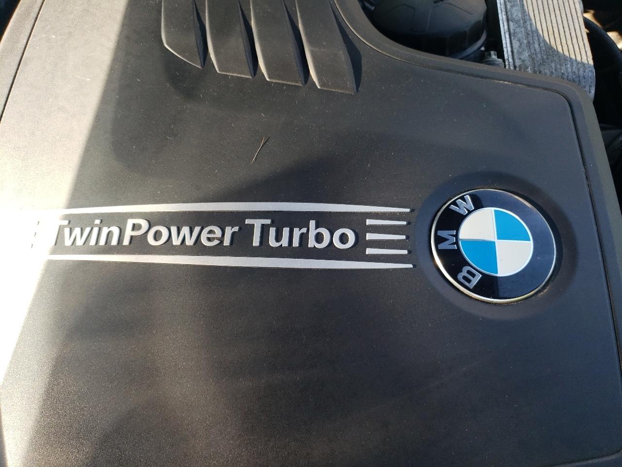 BMW 3 Series 4dr Sdn 320i xDrive AWD 2013