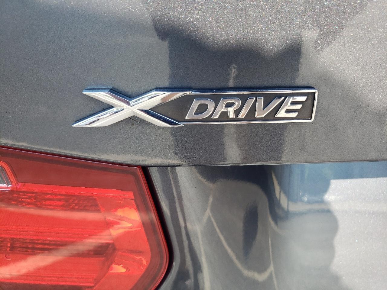 BMW 3 Series 4dr Sdn 320i xDrive AWD 2013