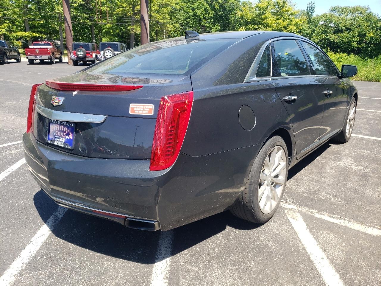 Cadillac XTS 4dr Sdn Luxury Collection AWD 2016