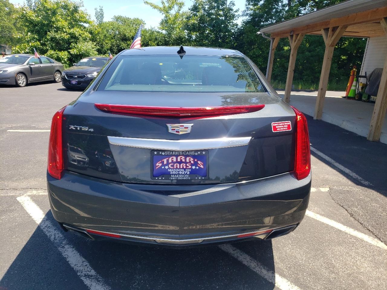 Cadillac XTS 4dr Sdn Luxury Collection AWD 2016