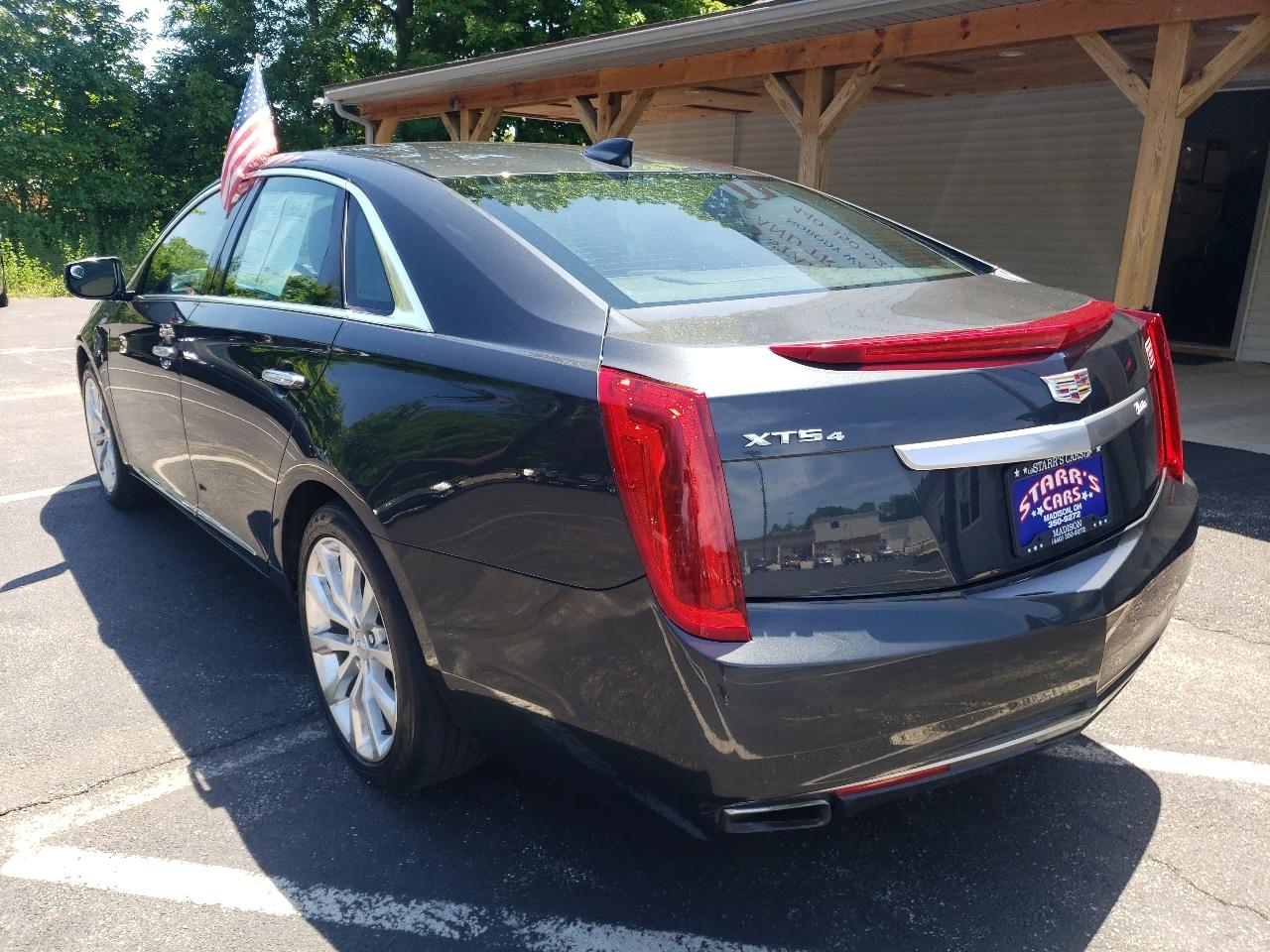 Cadillac XTS 4dr Sdn Luxury Collection AWD 2016