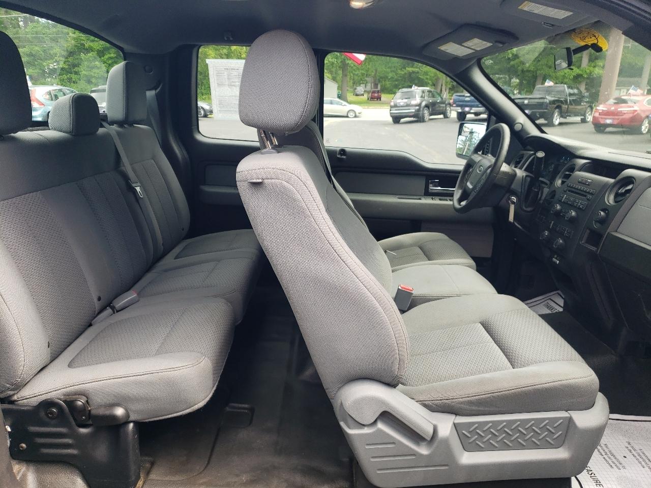 Ford F-150 2WD SuperCab 145" STX 2014